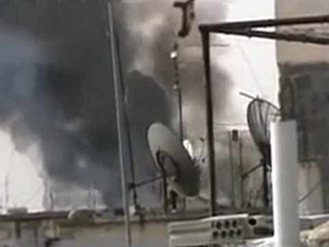 فري برس حمص القديمة الناشط عمر التلاوي يروي لنا كيف تقصف المدن26 3 2012