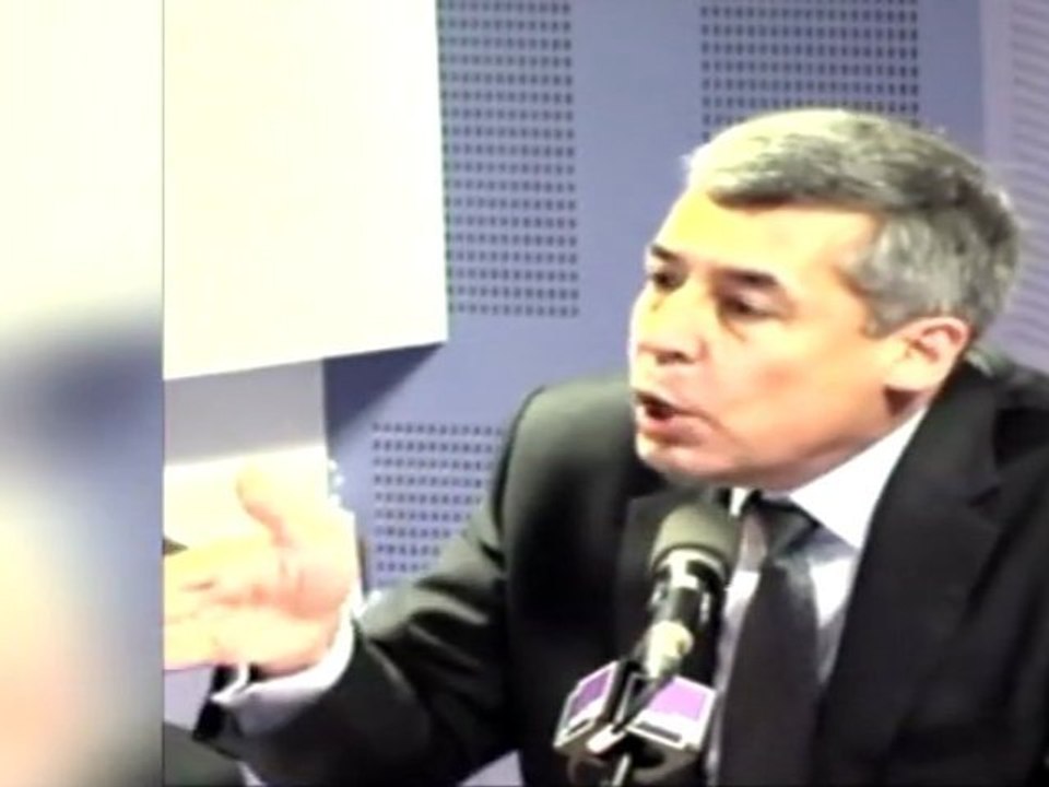 Henri Guaino s'emporte à nouveau sur le discours de Dakar