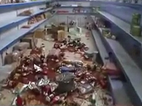 فري برس ريف حماه المحتلة تخريب المحال التجارية مورك 25 3 2012