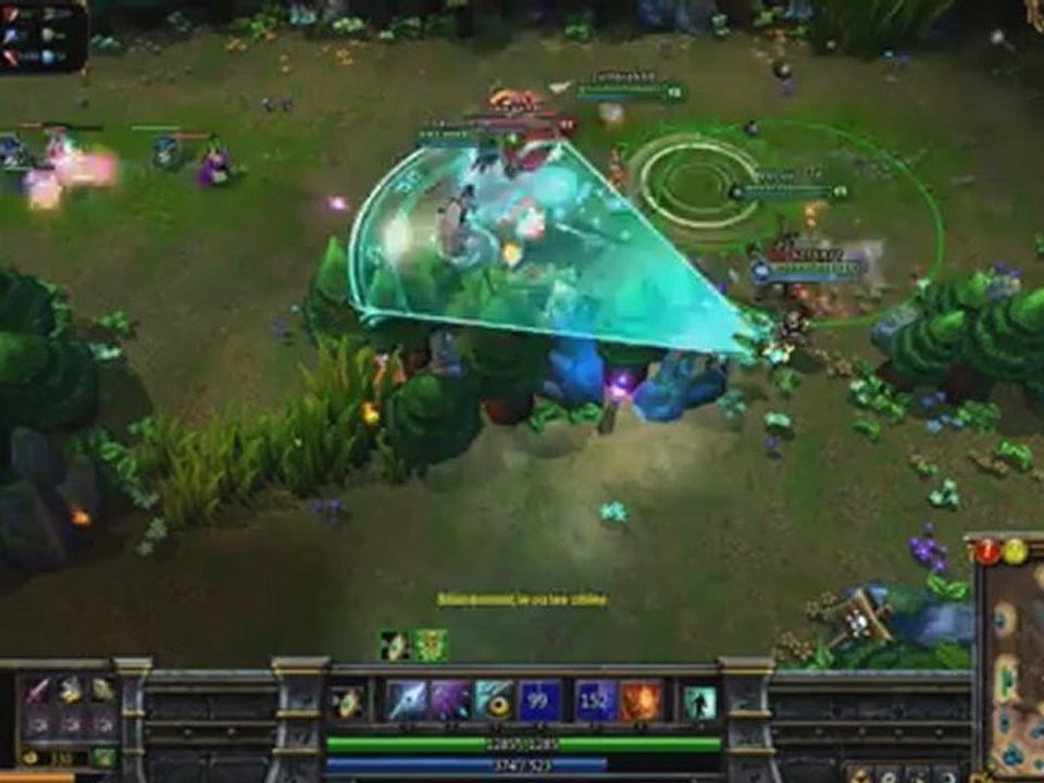 League of Legends - Ulti De Pantheon stoppé par Ulti de Ashe