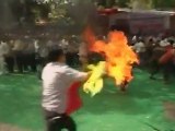 亡命先のインドで抗議の焼身自殺 中国の横暴を訴えるチベット人