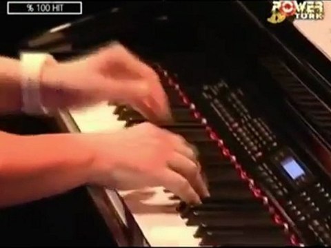 HANDE YENER Dön Bana (Powertürk Akustik 2012)