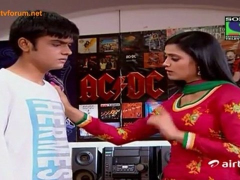 Parvarish Kuch Khatti Kuch Meethi - 27th March 2012 Video Pt1