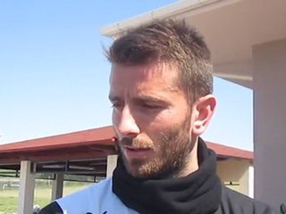 MALEZAS GIA APOYSIA KOSMOU