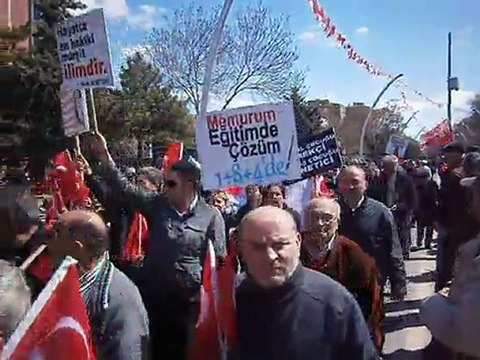 AMASYA GRUPLARI MİTİNG ALANLARINA GİRERKEN - haberamasya.com