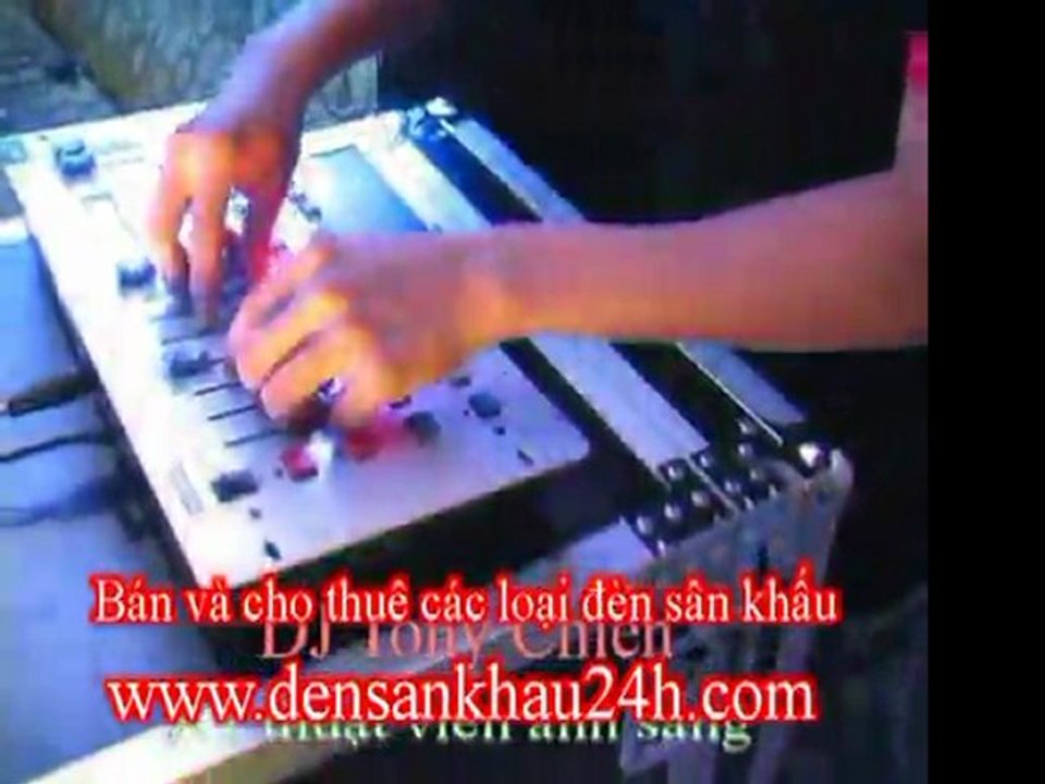 Cho Thuê Đèn Sân Khấu | www.LoaSanKhau.net | Cho Thuê Ánh Sáng Sân Khấu | Cho Thuê Máy Phun Khói | Moving Head | Follow | Par Led | Laser