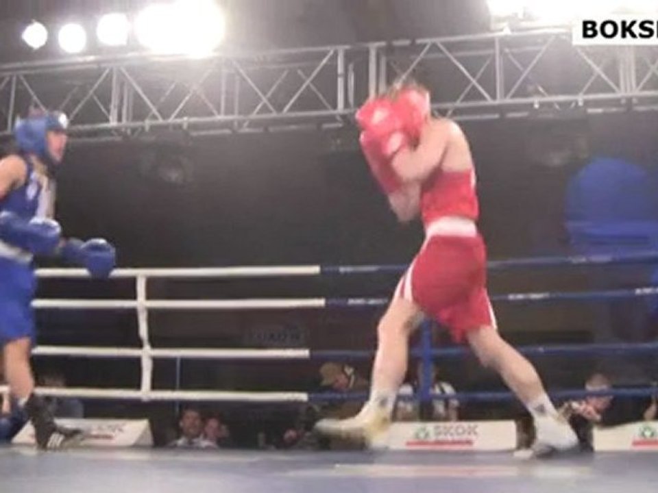 Karolina Michalczuk po zwycięstwie na Turnieju im. Feliksa Stamma w Warszawie (27.03.2012)