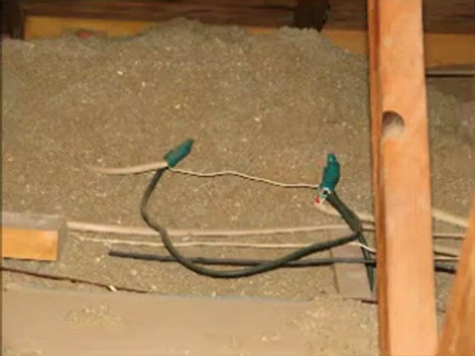 Phoenix Home Inspector, Stan Fikel Finds Bad Splice In Attic