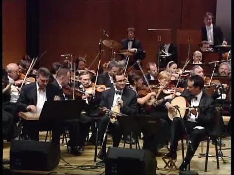 İncesaz - Oturmuş Testi Elinde