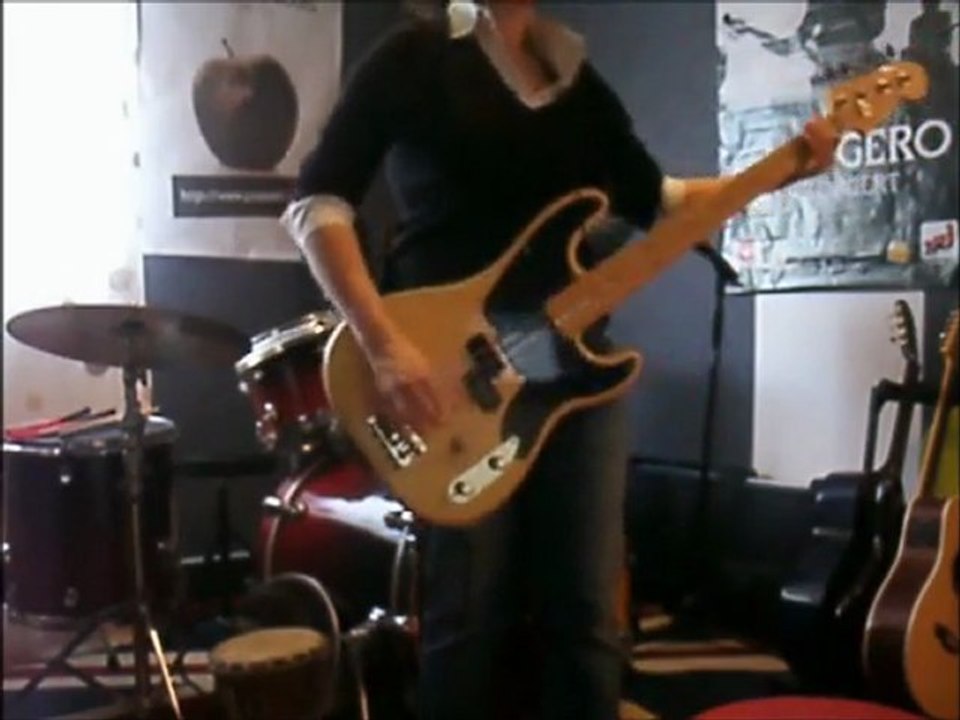 Placebo - Every me Every you - Basse