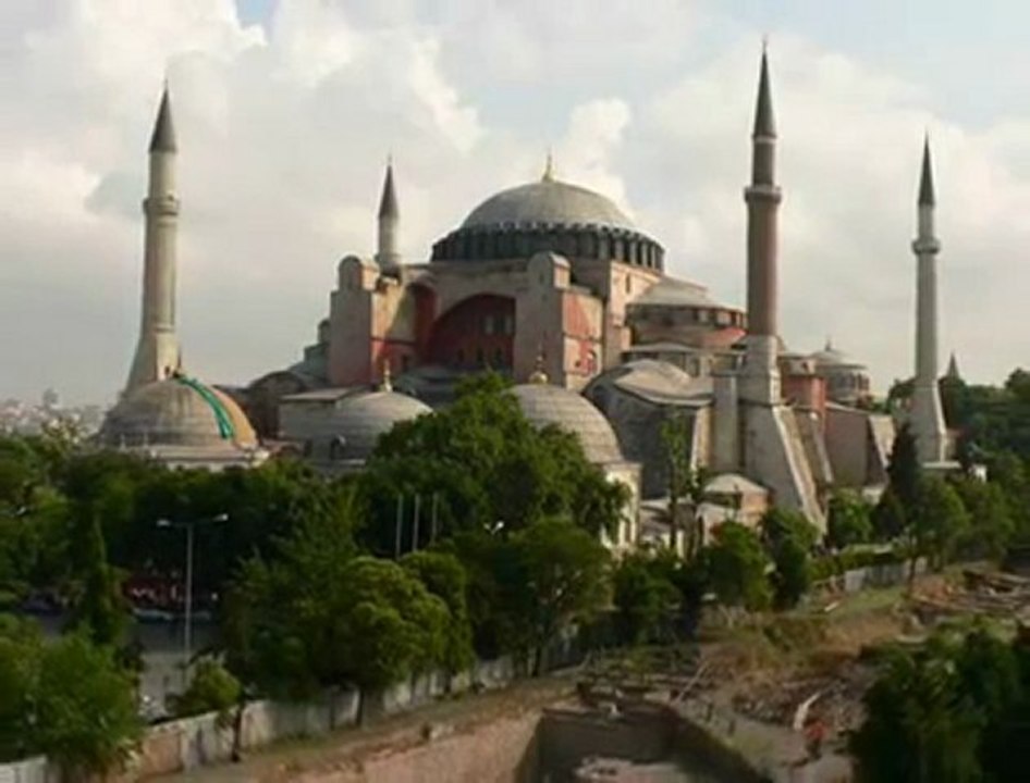 Necip Fazıl Kısakürek Mustafa Kemal'i yerin dibine geçiriyor - YouTube