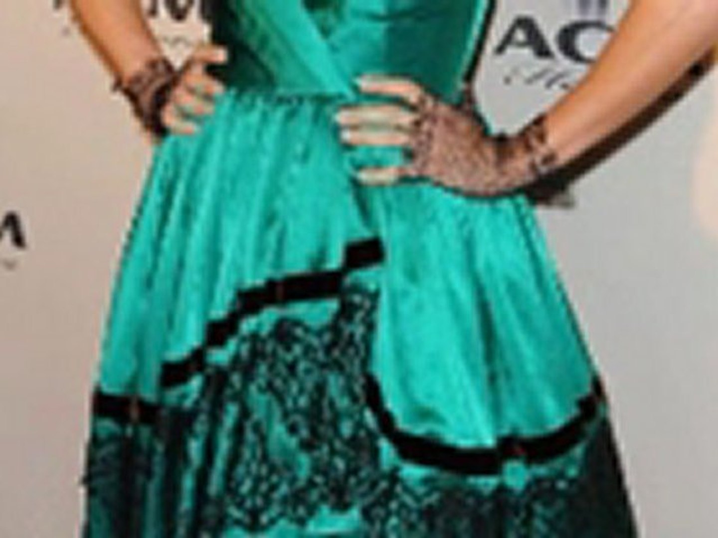 watch Country Music Awards live online