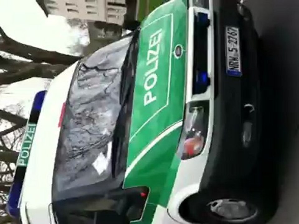 Polizei Kontrolle in Köln Ehrenfeld