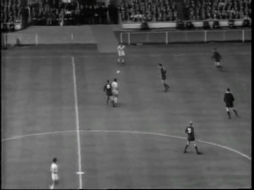 Man United 4-1 Benfica - European Champions League - 1968 - part 1