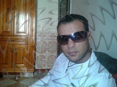 CHEB FATEH LA CLASSE CHANTE (( RANI METWENESSE BAEDABEK ))