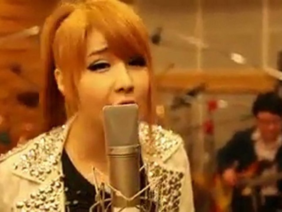 2ne1 lonely