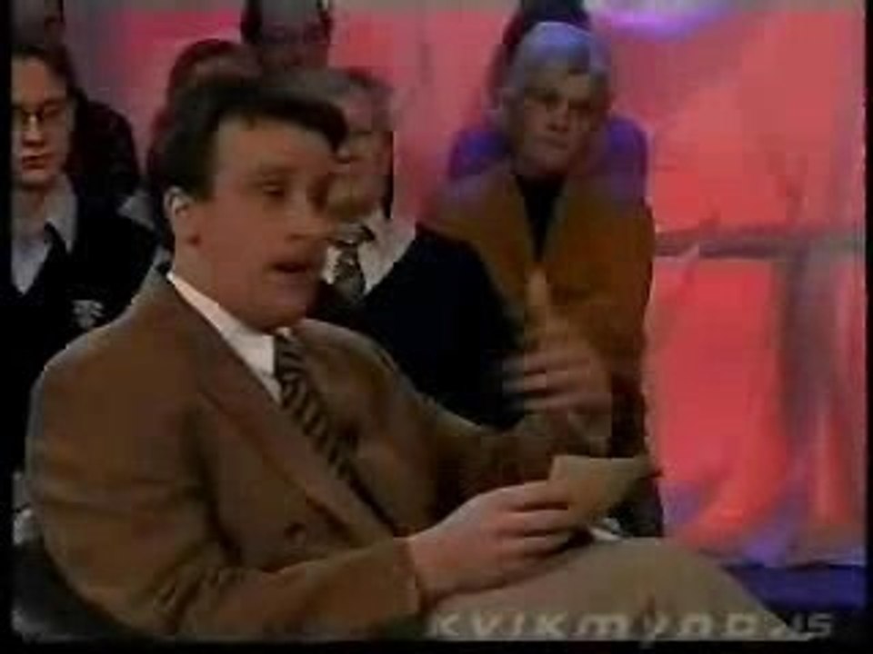 presentateur  fou rire( a voire)