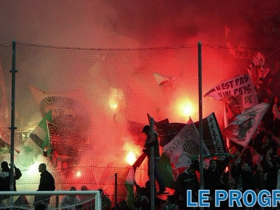 Fumigènes: le message de Christophe Galtier aux supporters stéphanois