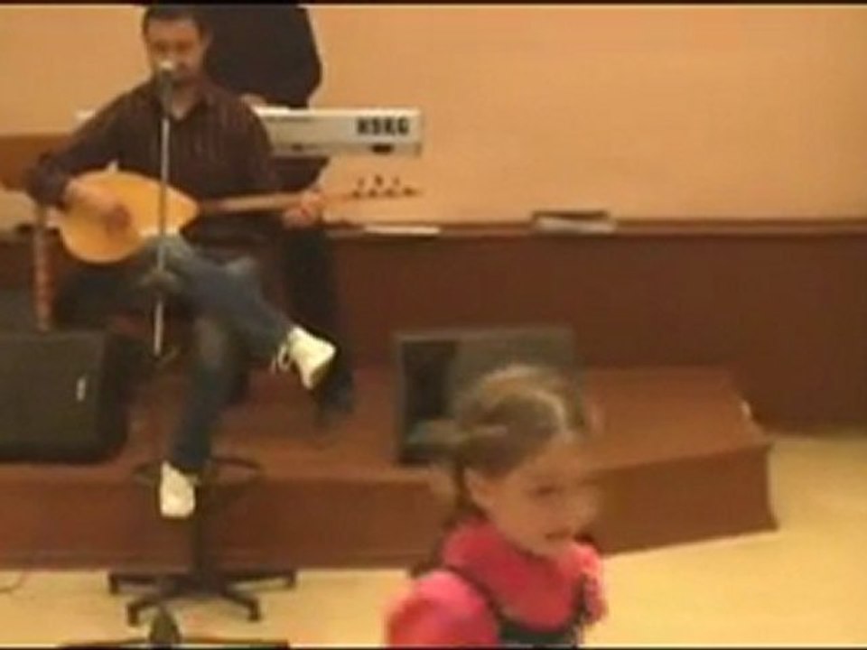 SERKAN KAYA SEN BENDEN GİTTİN GİDELİ