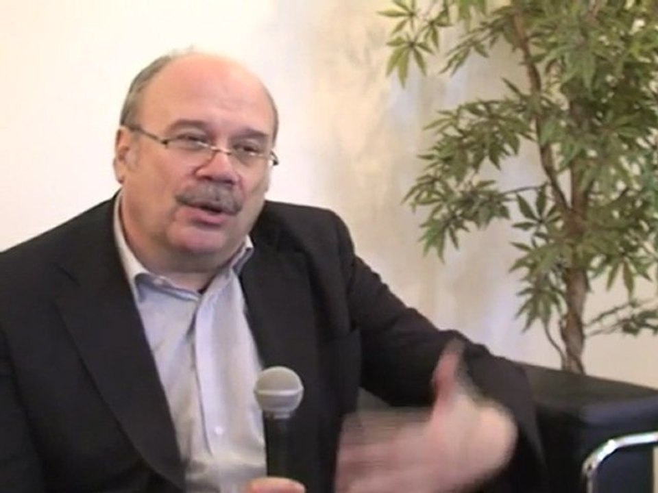 La Convergence numérique : Bernard Pellegrin, directeur adjoint de l'information à l'AFP
