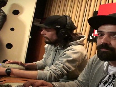 Mister Modo & Uggly Mac Beer (feat.Jessica Fitousi, voc) let it slide