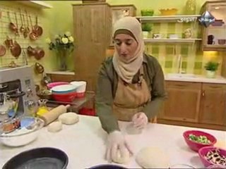 منال العالم البيتزا المحشية