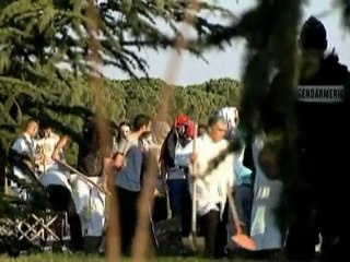 Toulouse gunman buried in France