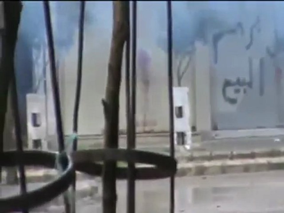 فري برس حماة المحتلة دخول تعزيزات دبابات الى حي الاربعين 29 3 2012