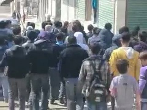 فري برس حلب كفرحمرة مظاهرة طلابية 29 3 2012