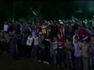 فري برس حماة المحتلةاجمل مسائيات حي الاربعين 28 3 2012 ج4