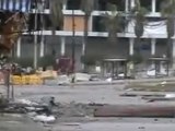 فري برس حمص الساعة القديمة مازالت الدبابات تطلق منتشرة وسط المدينة وتطلق القذائف على المحلات وتمنع اي احد للنزول الى قلب المدينة 29 3 2012