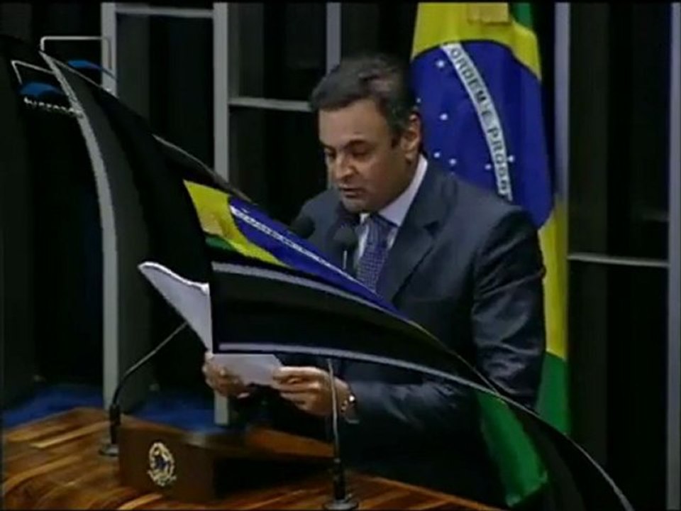 Aécio Neves: líder da oposição
