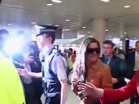 Simon Cowell hears from Cheryl Cole