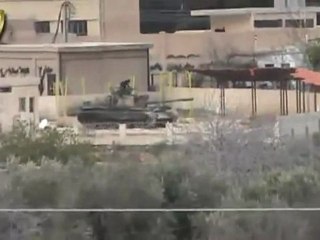 فري برس ريف دمشق قطنا حاجز التربة ووجود الدبابات في المدينة29 3 2012