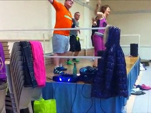 Lili Zumba : Eu Quiero Tchu tcha tcha( Esquerdes)