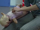 Parents : un atelier pour apprendre les gestes qui sauvent