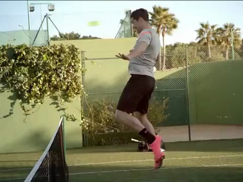 Nike Football: Mercurial Vapor VIII: Cristiano Ronaldo vs Rafa Nadal