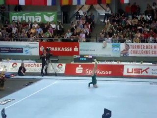 86-year old Johanna Quaas demonstration on FX