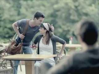 Yalın - Anlat Güzel mi Oralar