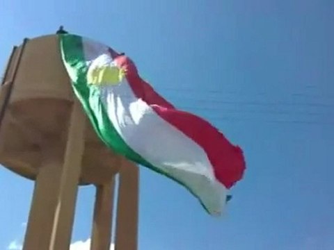 فري برس الحسكه عامودا الجمعة رفع العلم الكوردي عاليا 30 3 2012 ج1