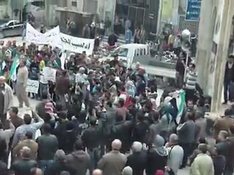 فري برس ادلب سلقين مظاهرة جمعة خذلنا المسلمون والعرب 30 3 2012 ج43