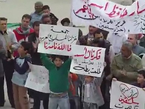 فري برس ادلب سلقين مظاهرة جمعة خذلنا المسلمون والعرب 30 3 2012 ج1