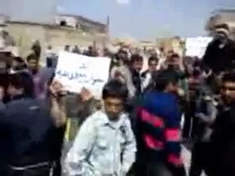 فري برس حلب منبج مظاهرة جامع سوق الهال جمعة خذلنا العرب30 3 2012 ج1