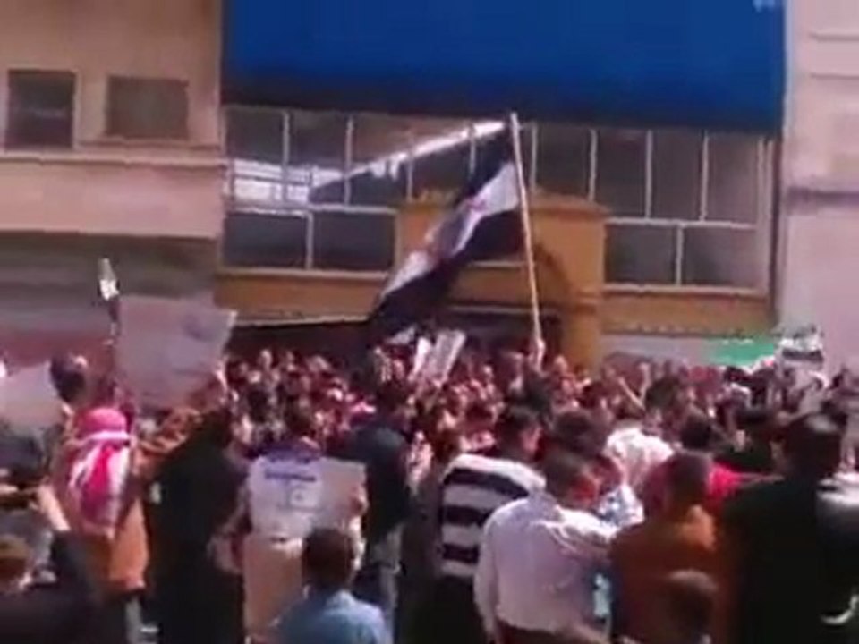 فري برس حلب الباب مظاهرة جامع عثمان بن عفان 2012 3 30جـ2