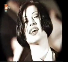 Bendeniz - SEKSEN GÜNDE DEVRI ALEM video klip NOSTALJI atv