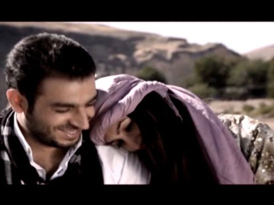 Mehmet Şanlı - Gelmiş Bahar Geçmiş Yazlar