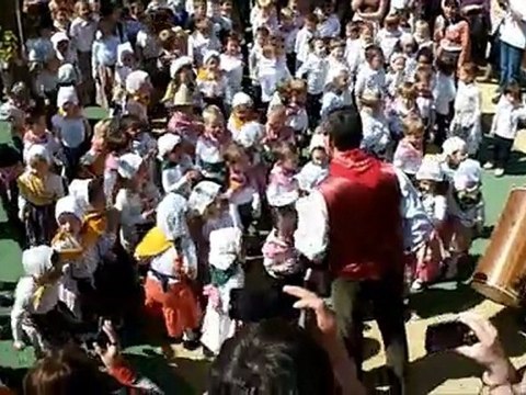 Un Carnaval provençal à l'école maternelle en 2012