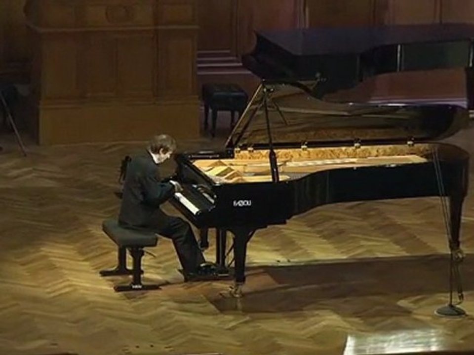 Alexander Lubyantsev: Beethoven Sonata no. 8 Pathetique