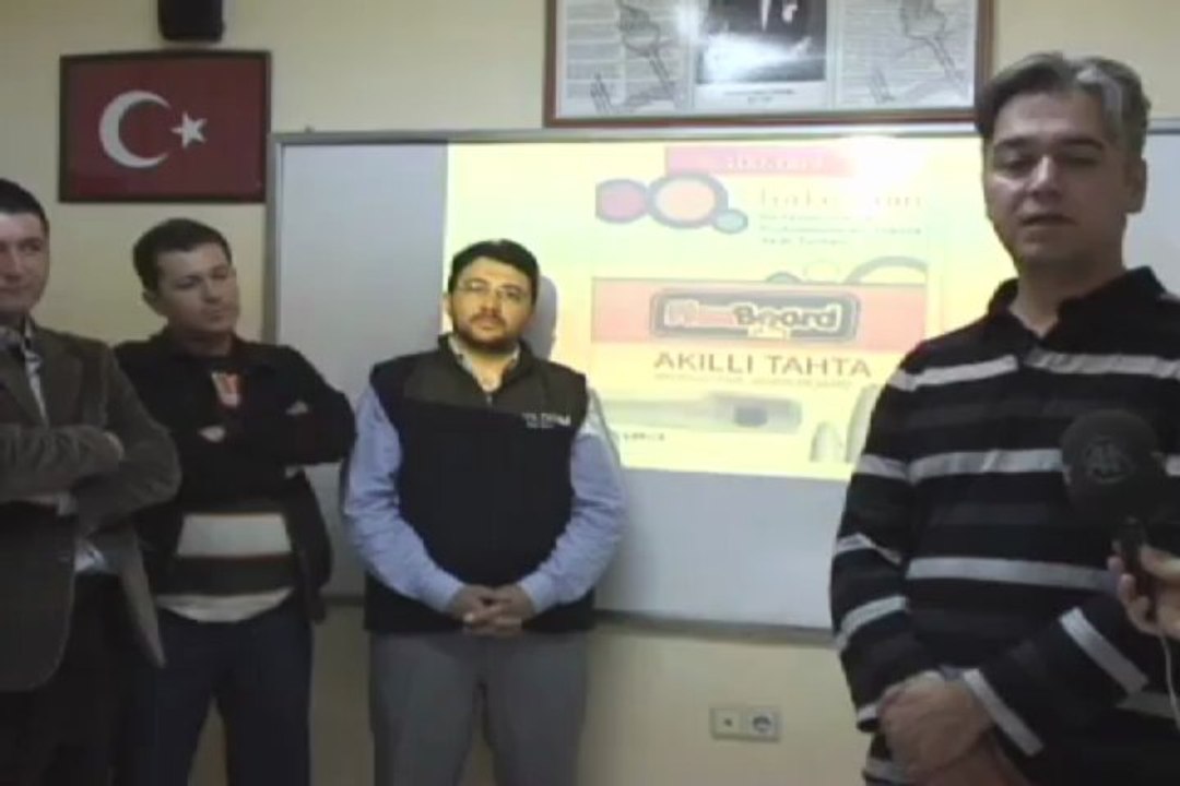 Yerli akıllı tahta ürettiler