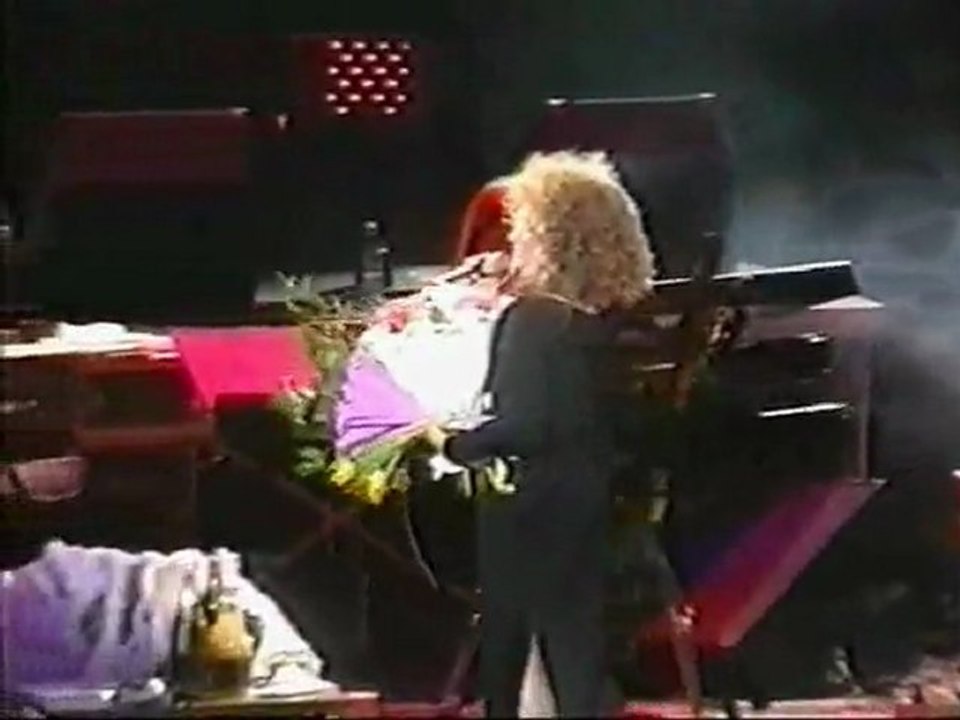 Алла Пугачева - Мы в этой жизни Рождественский каприз 21.Mi v etoi zhizni...